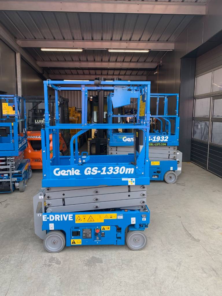 Genie Gs 1330 New 6m Mini Scissor Lift Electric 2020