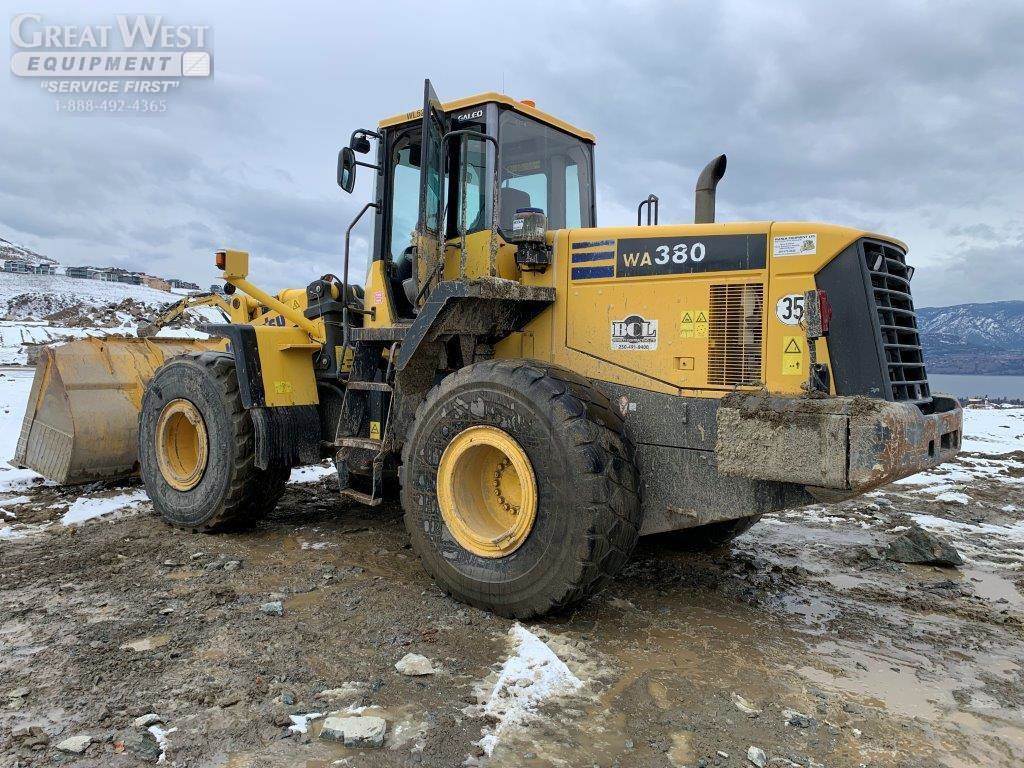 Photo of a 2003 Komatsu WA380-5H