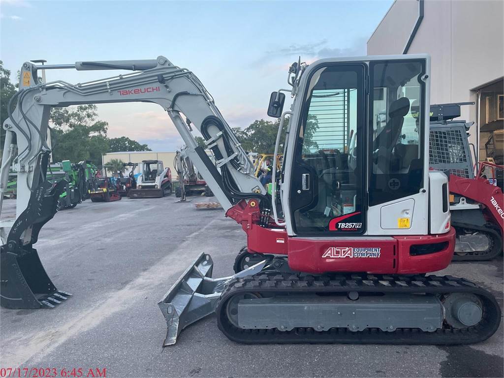 Photo of a 2022 Takeuchi TB257FR