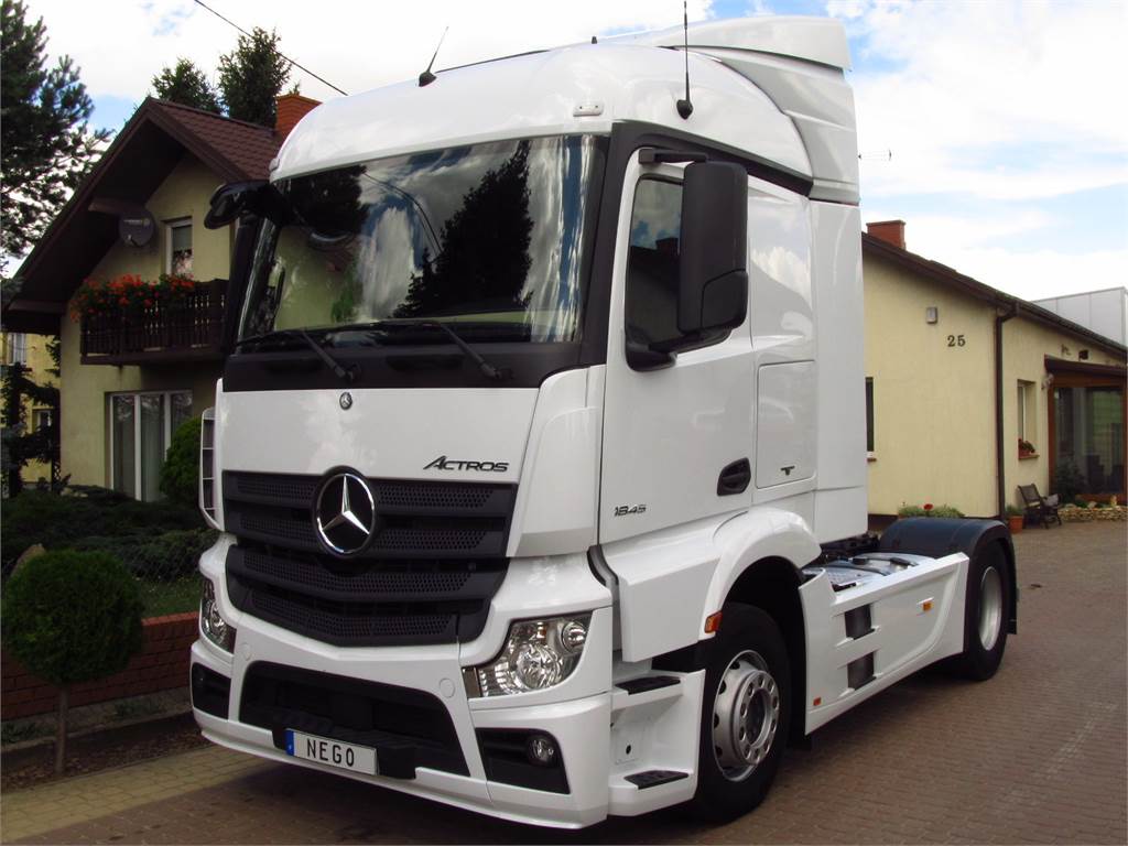 Mercedes Benz Actros mp4 1845