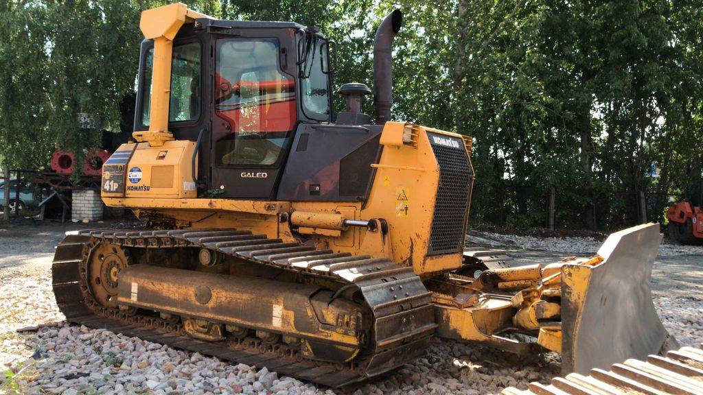 d41p komatsu dozer