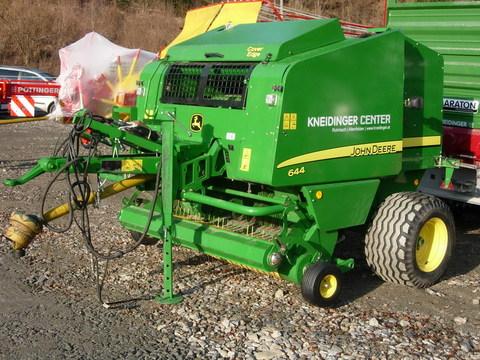 John Deere Operators Manual 644 Baler