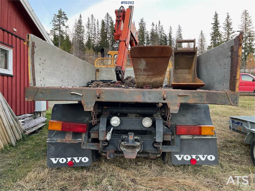 Volvo N720 crane truck 4x2 w/ 1978 Hiab crane. WATCH VID