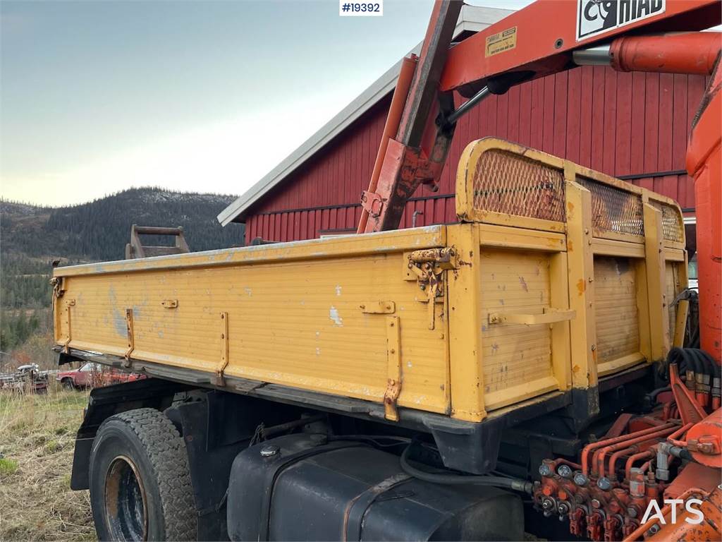 Volvo N720 crane truck 4x2 w/ 1978 Hiab crane. WATCH VID