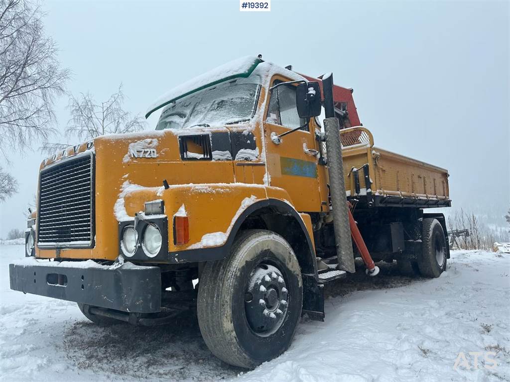 Volvo N720 crane truck 4x2 w/ 1978 Hiab crane. WATCH VID