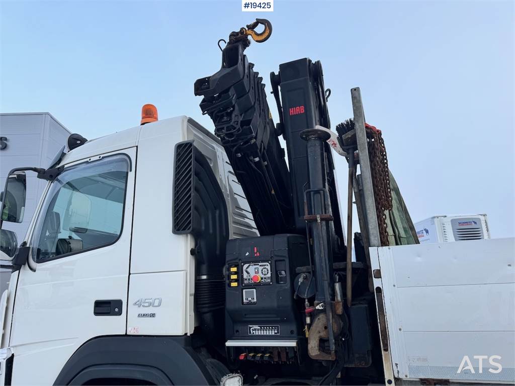 Volvo FM450 6x2 Crane truck w/ 19 t/m HIAB crane.