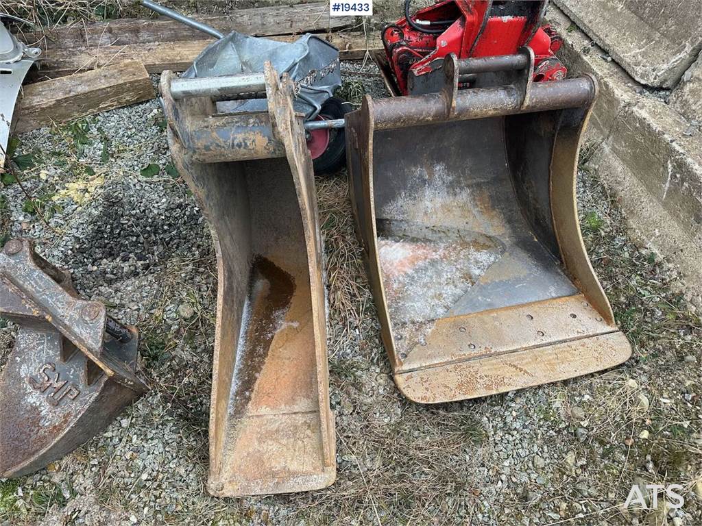 Airman AX50U-4 w/ 3 buckets, ripper, pinch, rototilt and