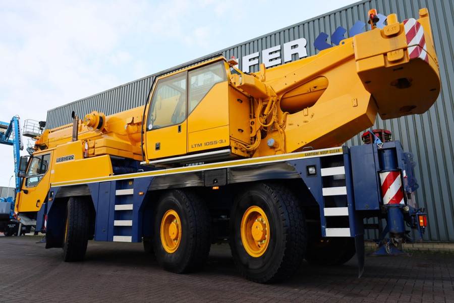 Liebherr LTM1055-3.1 Diesel, 6x6x6 Drive, 32.5m Main Boom,