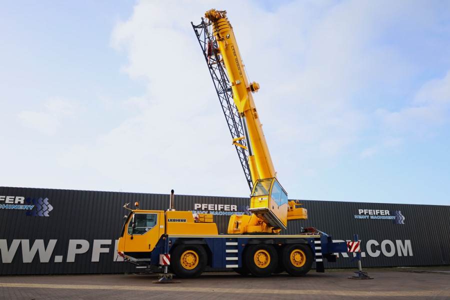 Liebherr LTM1055-3.1 Diesel, 6x6x6 Drive, 32.5m Main Boom,