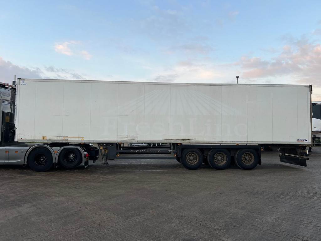 Schmitz Cargobull Carrier VECTOR 1550