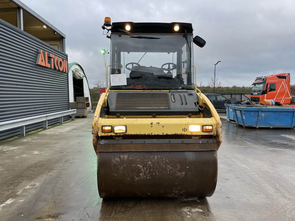 Bomag BW 161 AD-4