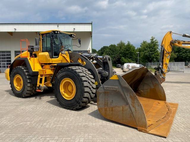 Volvo L 260 H MIETE / RENTAL (12002252)