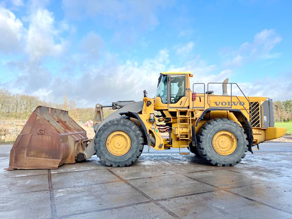 Volvo L350F - Automatic Greasing / CDC Steering