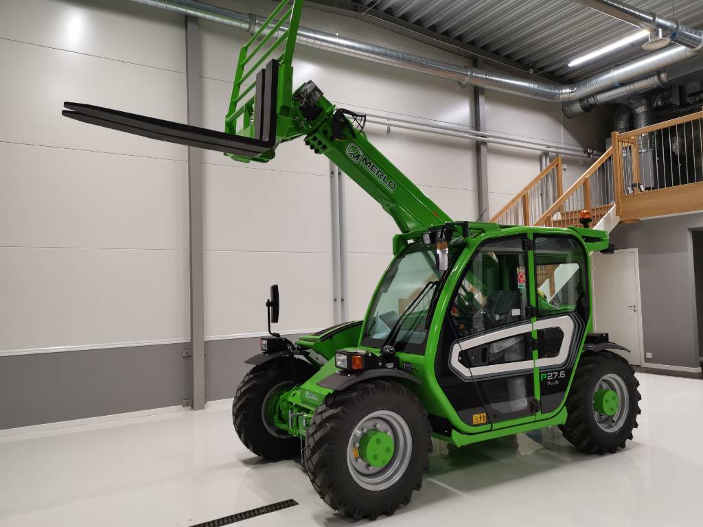 Merlo 27.6 PLUS - telescopic handlers for rent, Year of manufacture ...