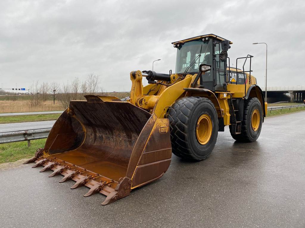 CAT 966M XE - Excellent condition