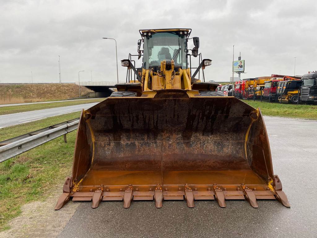 CAT 966M XE - Excellent condition