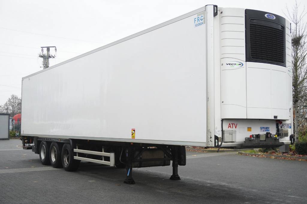 Lamberet refrigerated semi-trailer / Carrier Vector 1550 un