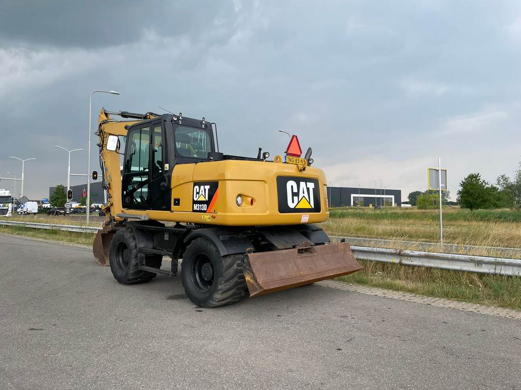 CAT M313D