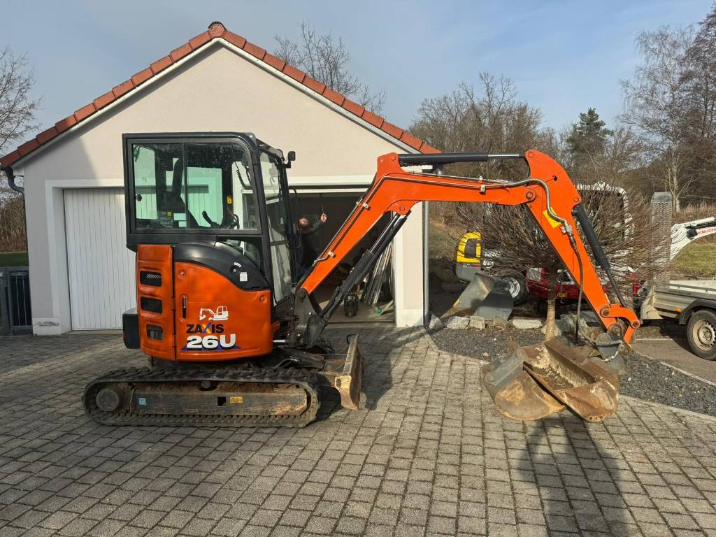 Hitachi ZX 26 U-6 MIETE / RENTAL (12002050)