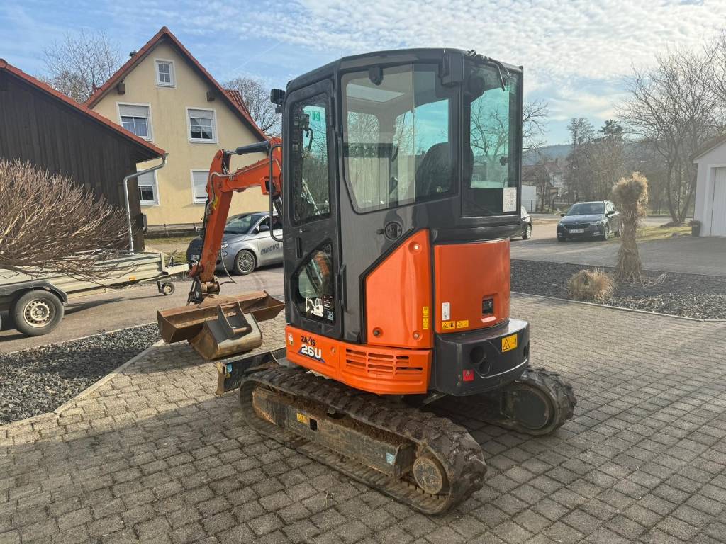 Hitachi ZX 26 U-6 MIETE / RENTAL (12002050)