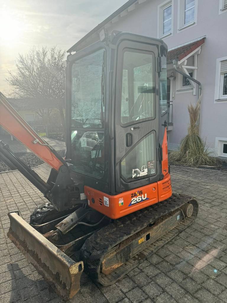 Hitachi ZX 26 U-6 MIETE / RENTAL (12002050)