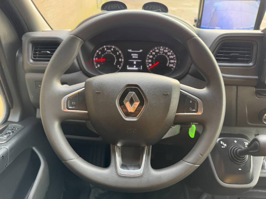 Renault Master 150hp - Automatic Airco Cruise Plancher