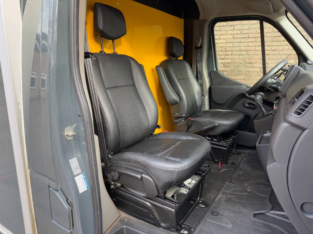 Renault Master 150hp - Automatic Airco Cruise Plancher