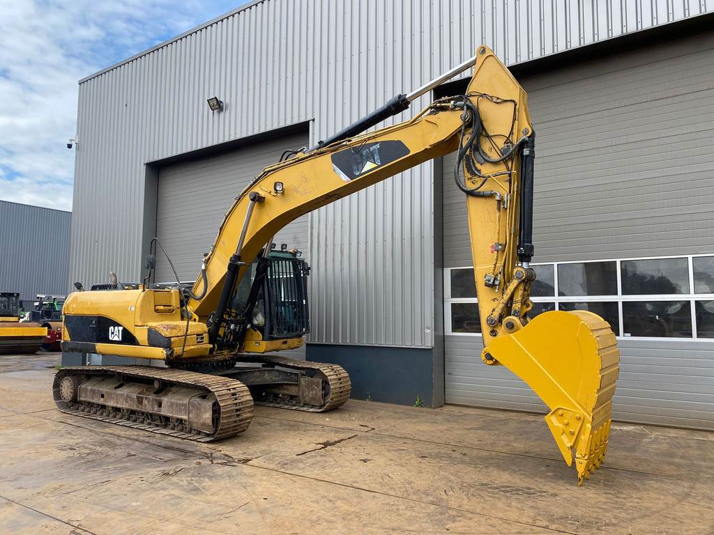 CAT 323DL - New original Caterpillar bucket with teeth