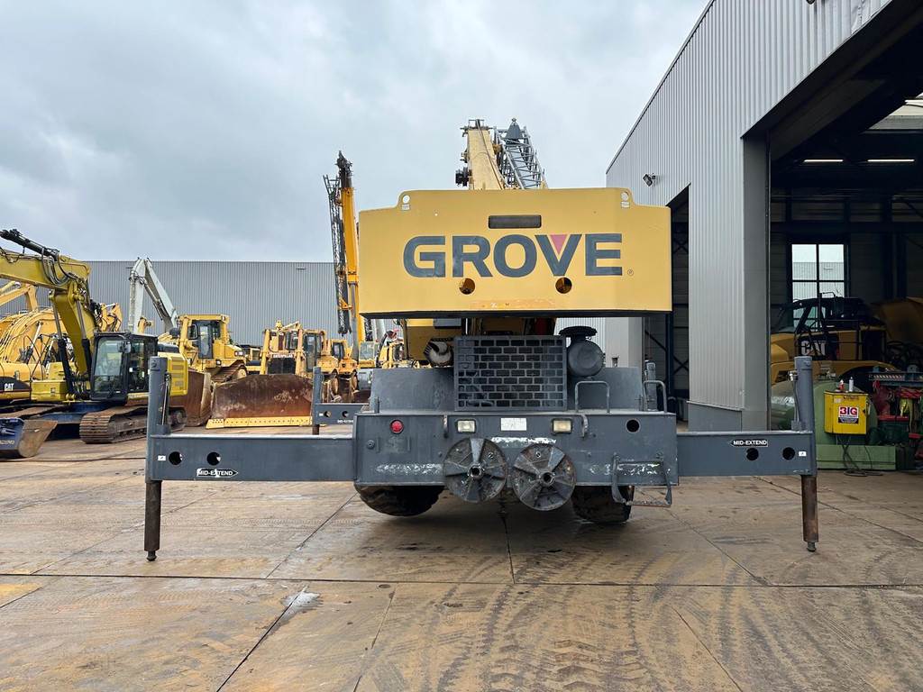 Grove RT600E