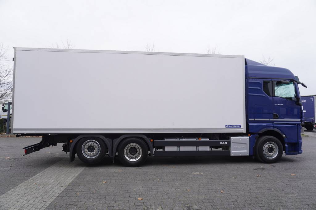 MAN TGX 26.510 / 6x2 / 510 HP / 2022 / NEW Lamberet re