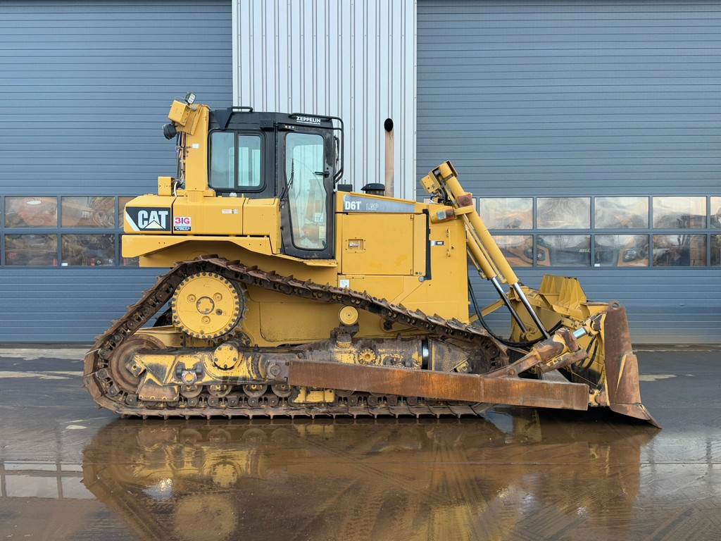 CAT D6T LGP