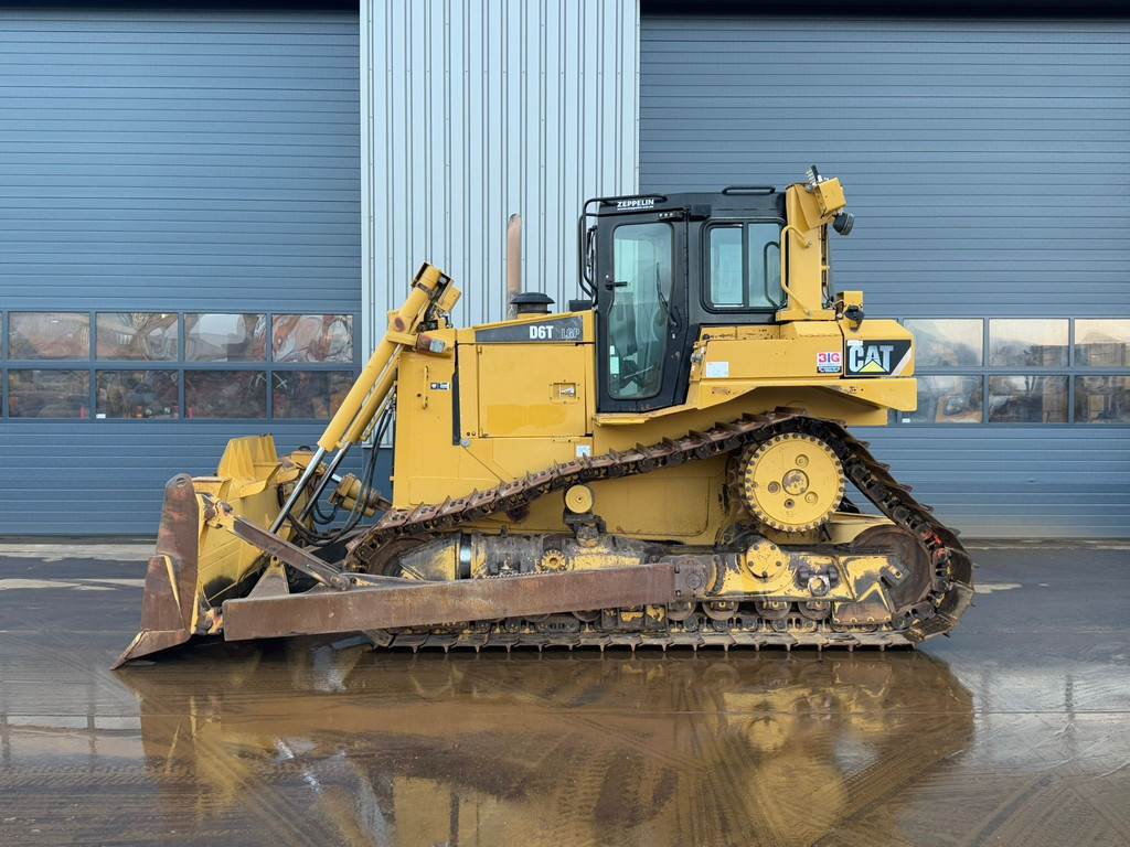 CAT D6T LGP