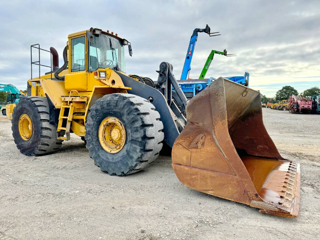 Volvo L220D - Dutch Machine