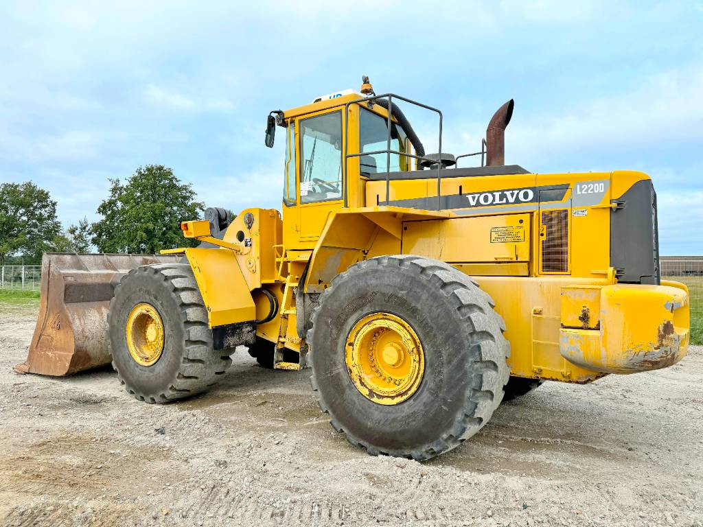 Volvo L220D - Dutch Machine