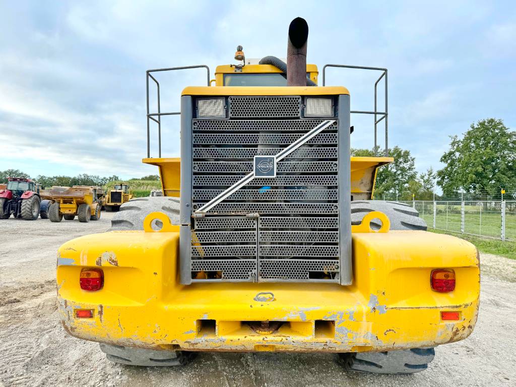 Volvo L220D - Dutch Machine