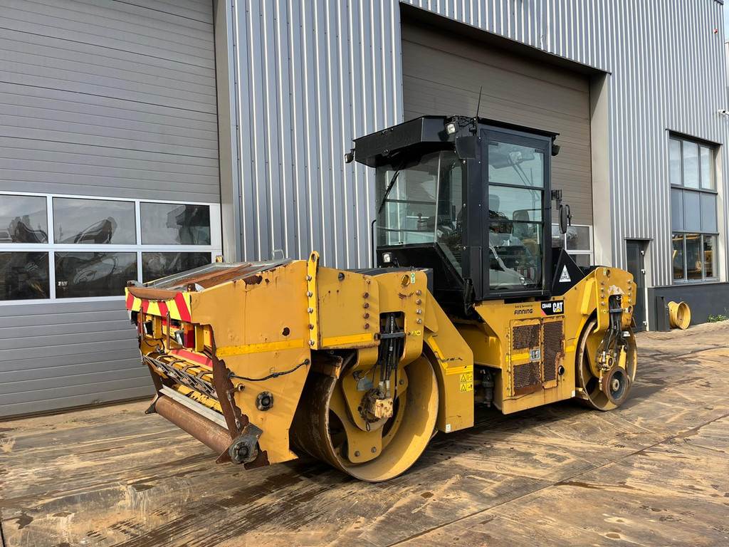 CAT CB44B - CE certified / sidecutter / AC cabin