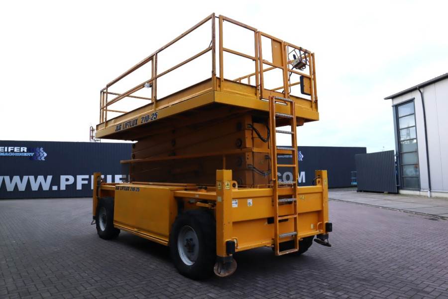 JLG 210-25 Diesel, 4x4 Drive, 23m Working Height, 1000