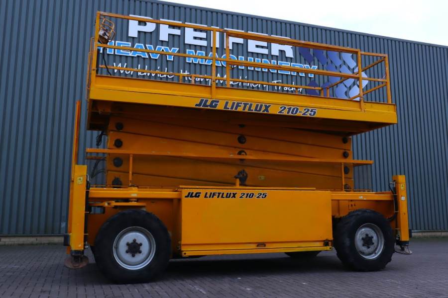 JLG 210-25 Diesel, 4x4 Drive, 23m Working Height, 1000