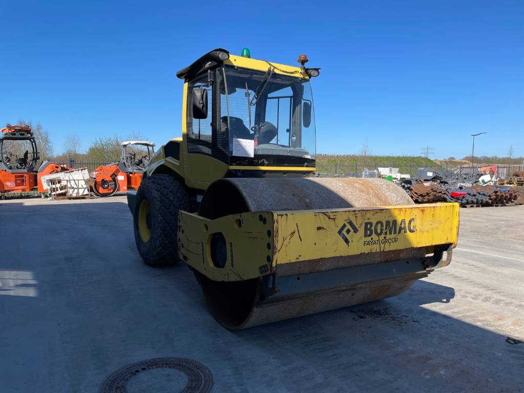 Bomag BW 213 D-5