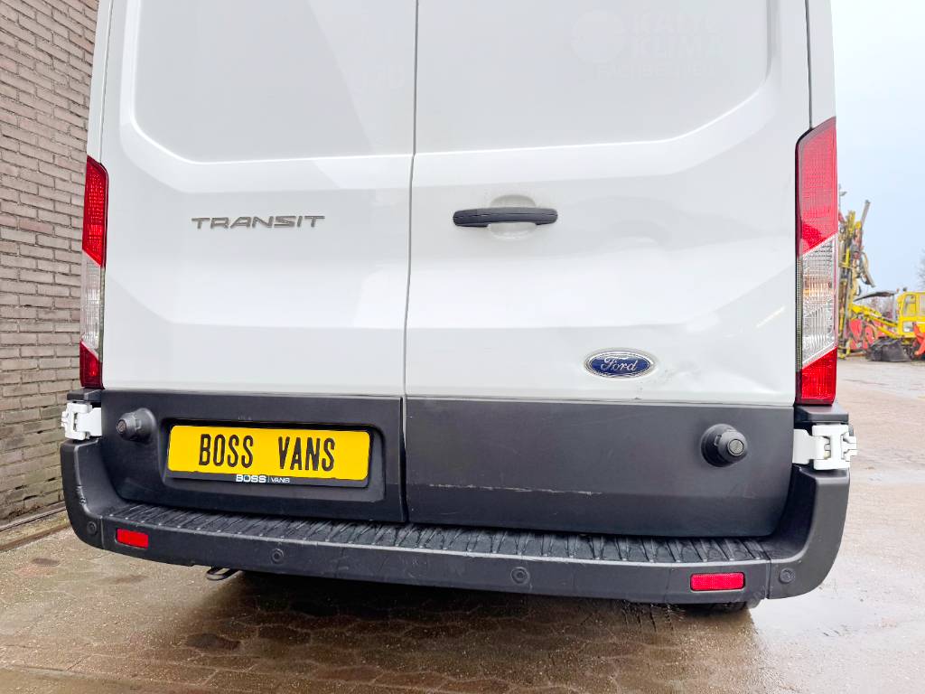 Ford Transit 185hp - Automatic Lane Assist Parking Heat