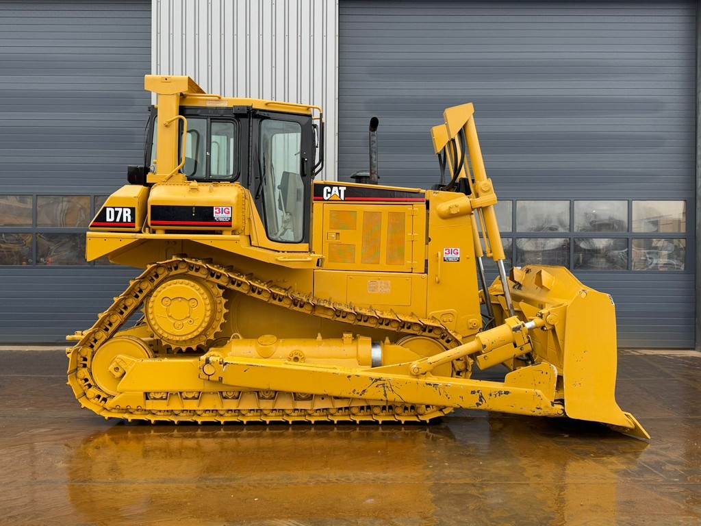 CAT D7R