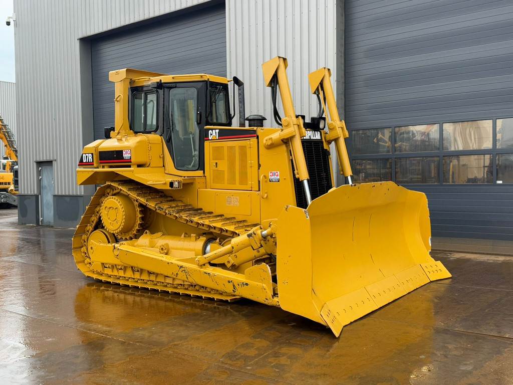 CAT D7R