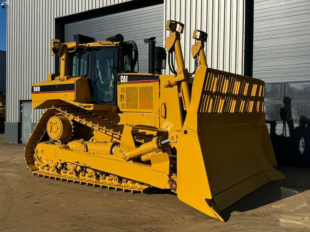 CAT D8R