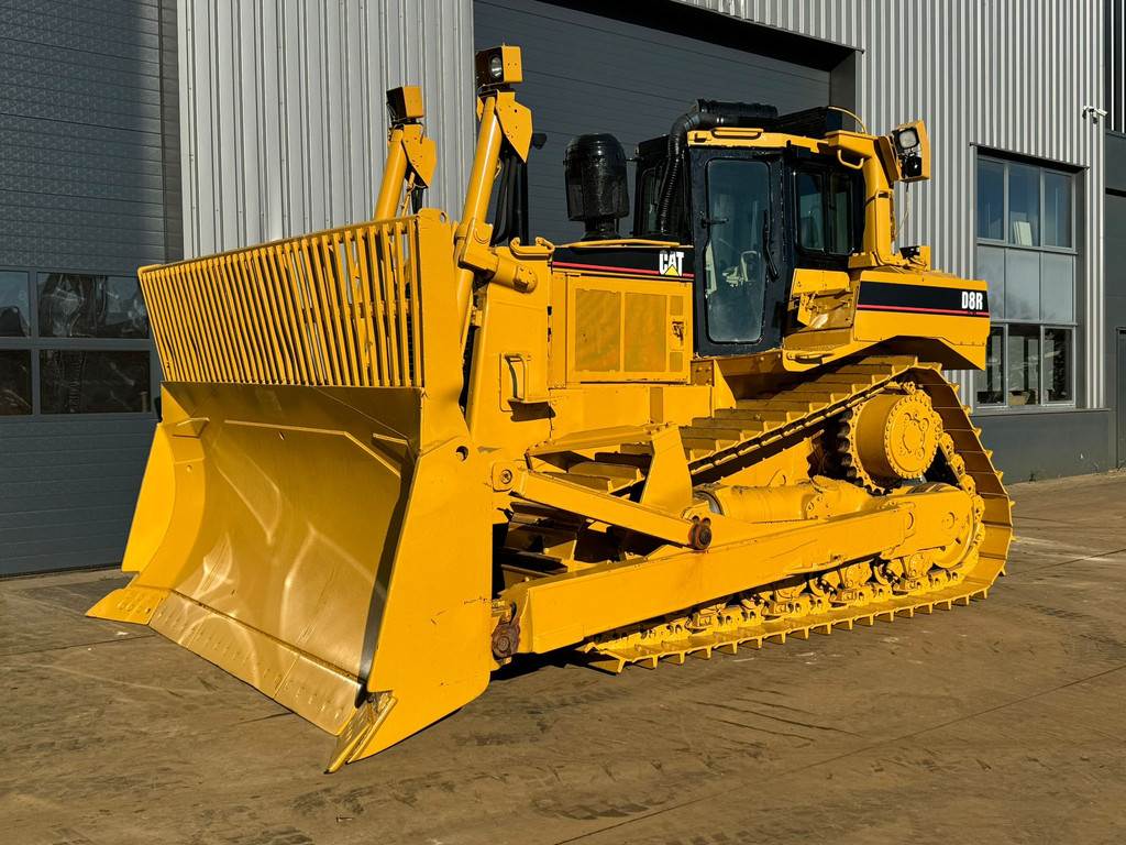 CAT D8R