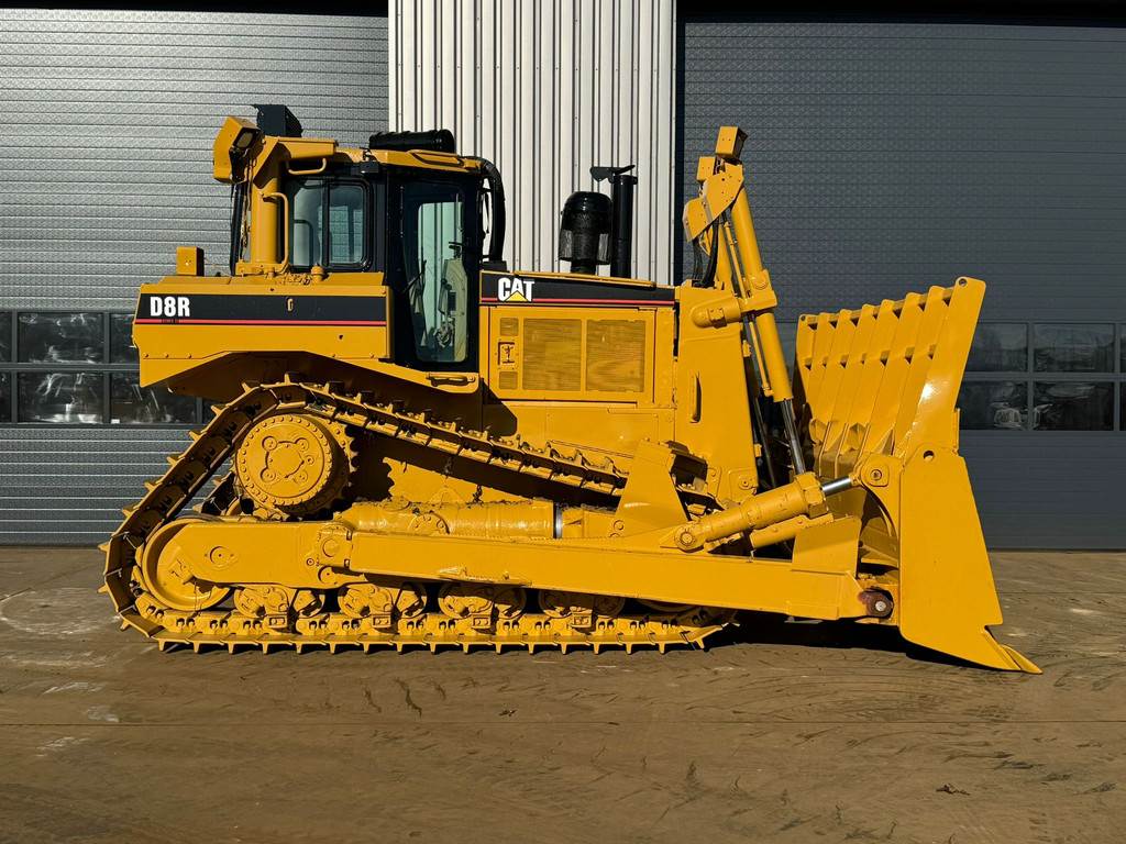 CAT D8R