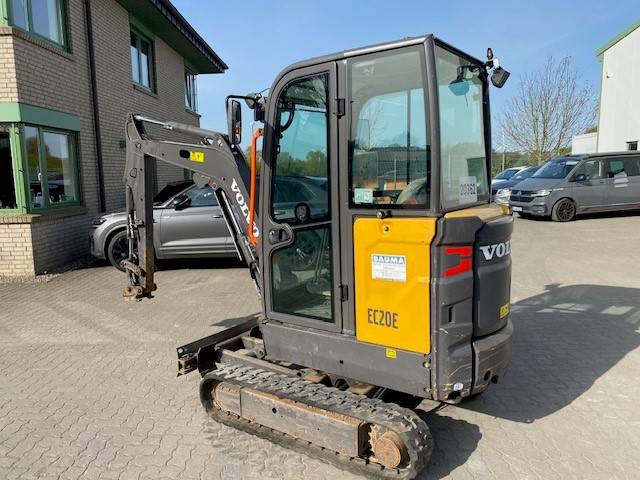 Volvo EC 20 E MIETE / RENTAL (12001275)