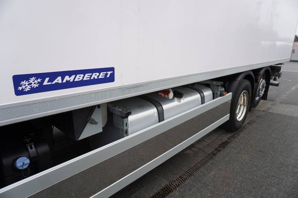 DAF XF 480 E6 6x2 / NEW Lamberet Refrigerator 18 palle