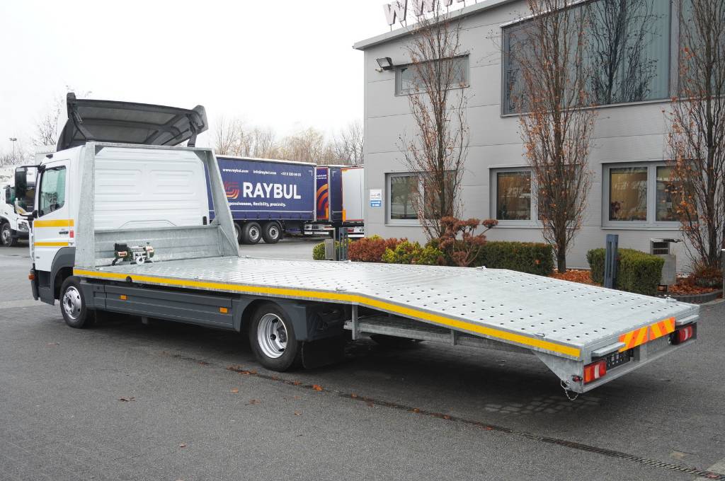 Mercedes-Benz Atego 818 / E6 / NEW galvanized tow truck