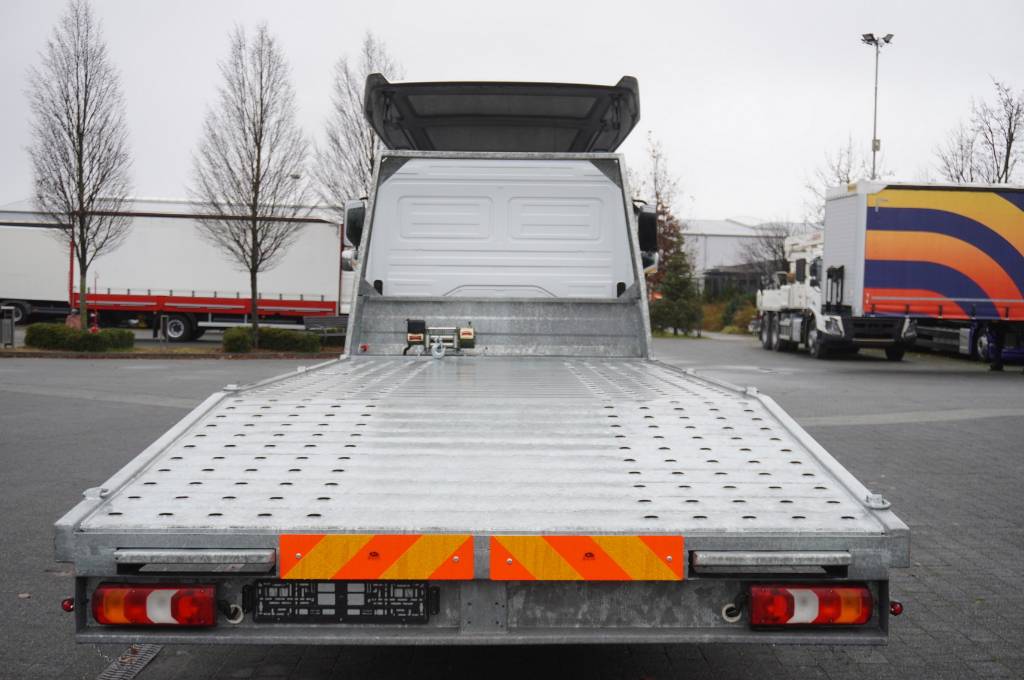 Mercedes-Benz Atego 818 / E6 / NEW galvanized tow truck