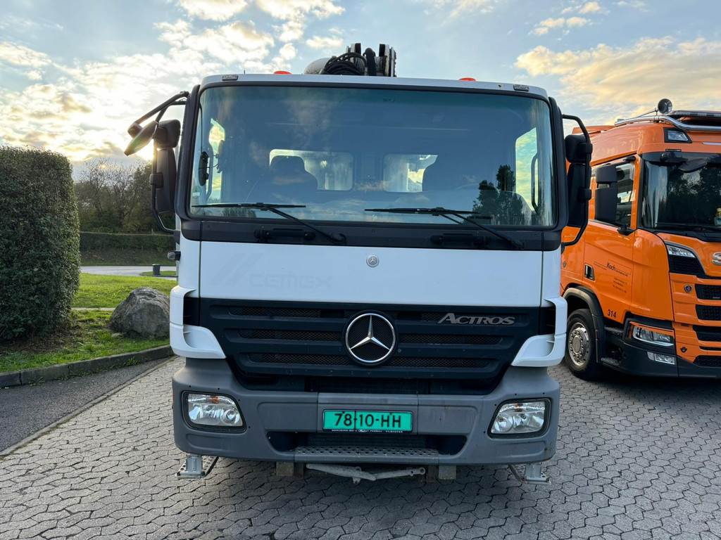 Mercedes-Benz Actros 2636 6x4 with Schwing 31XT P 2023 31m Concr